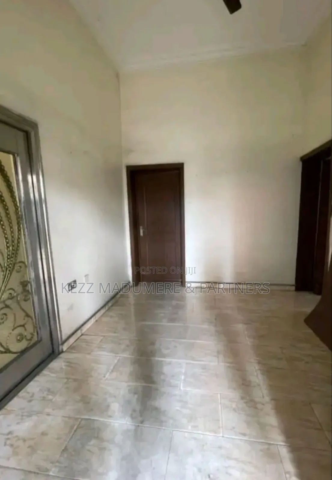 7bdrm Duplex in Off Stadium Road , for sale in Port-Harcourt