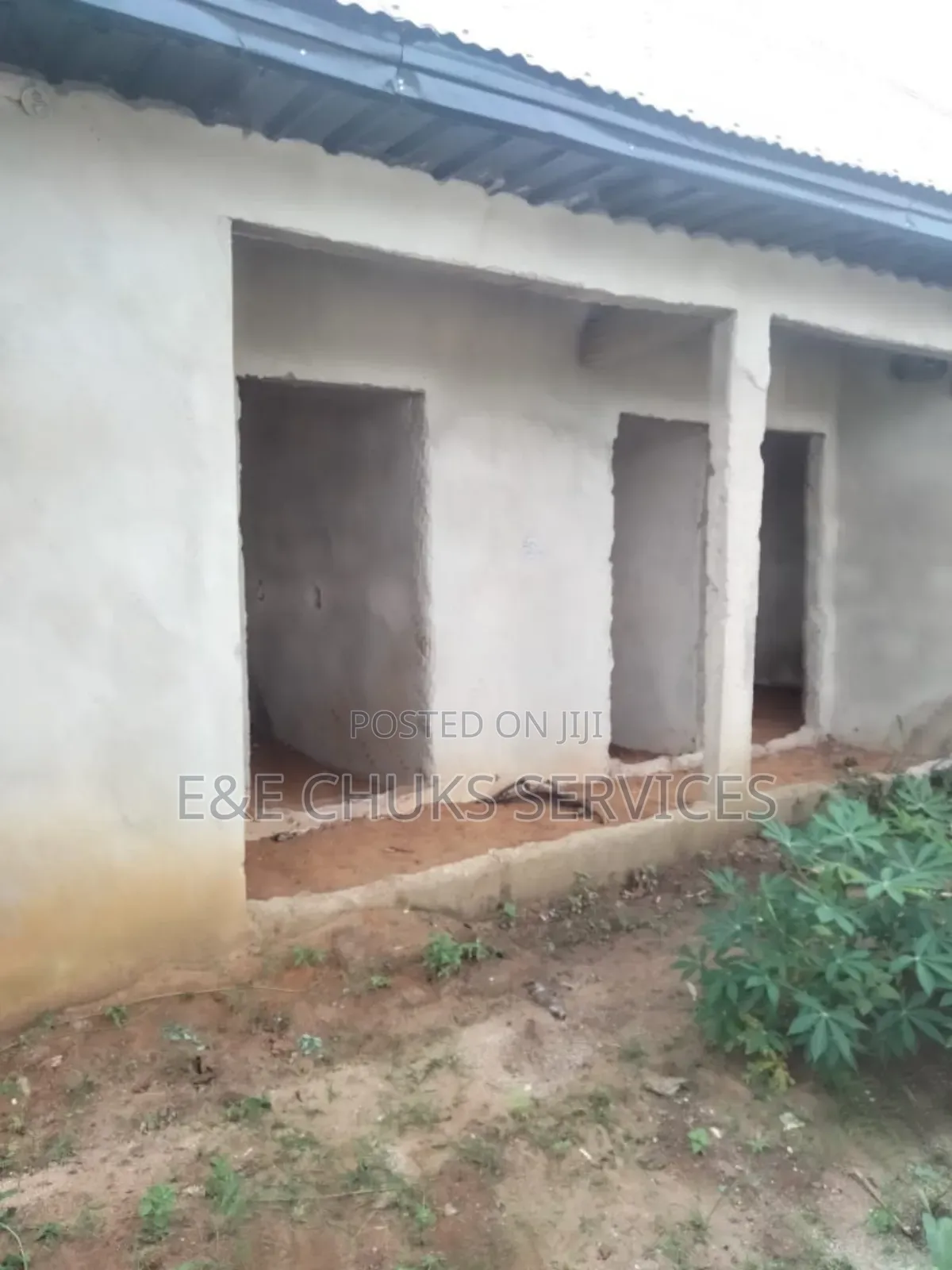 Fenced and Gated 1 Plot With a Self Con for Sale in Obio-Akpor