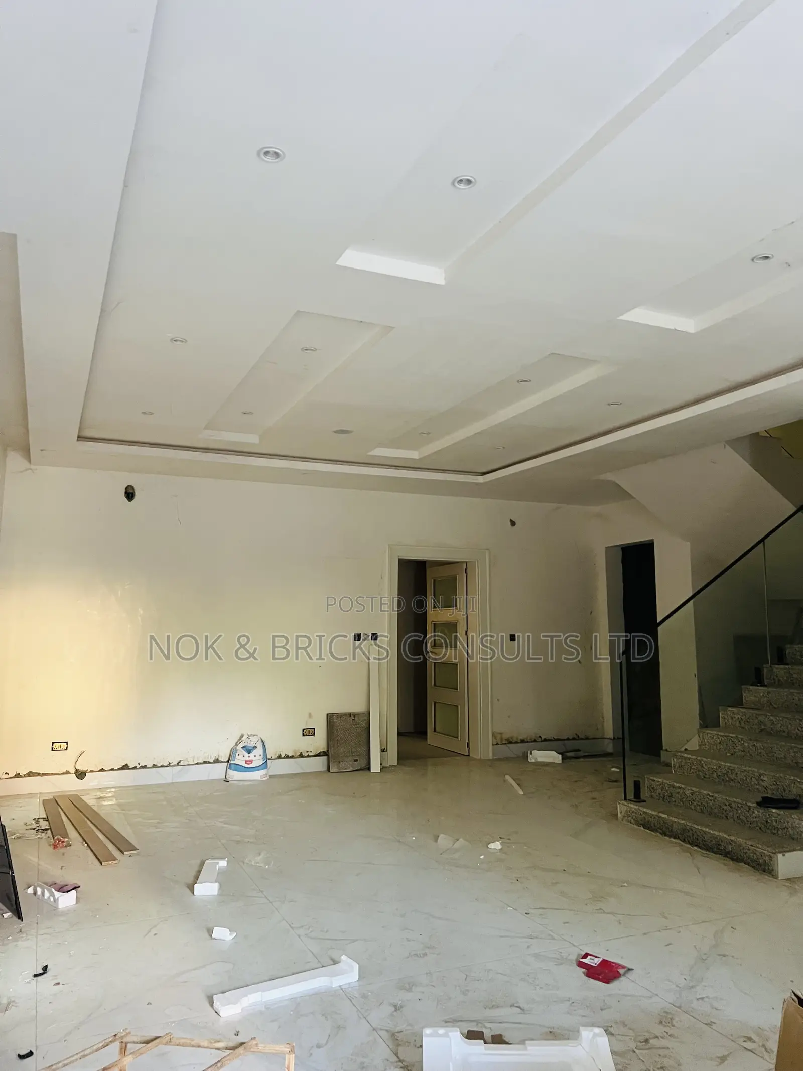 6bdrm Duplex in Premium Apartment, Utako for sale in Utako