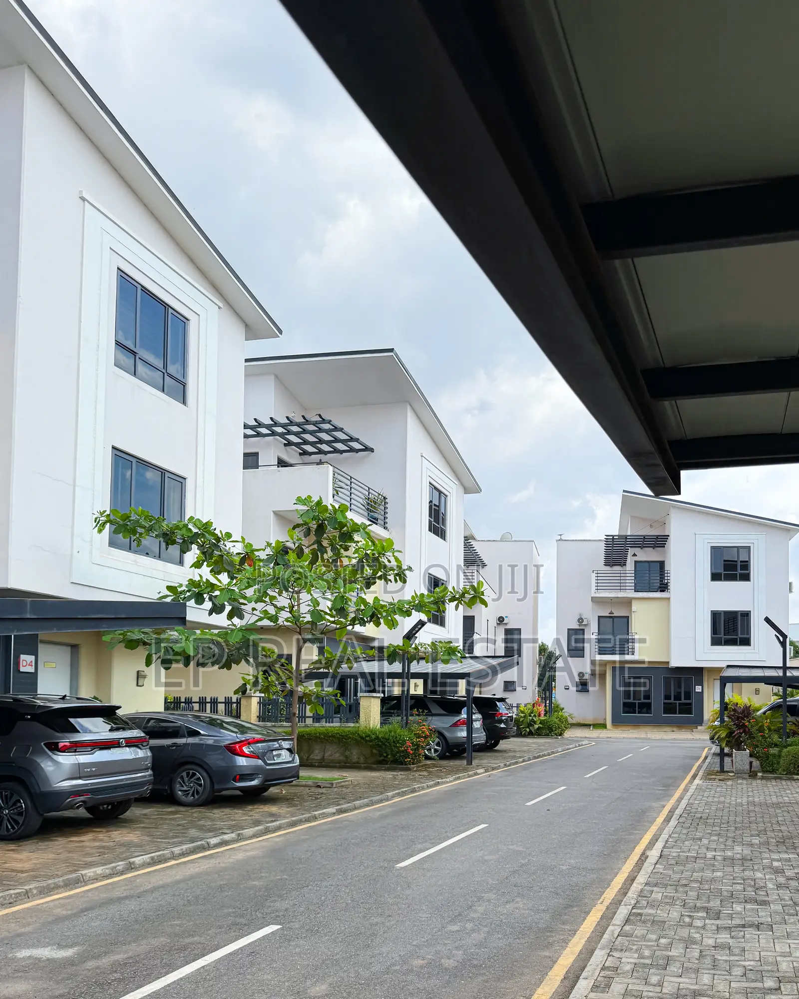 5bdrm Duplex in Wuye for sale in Wuye