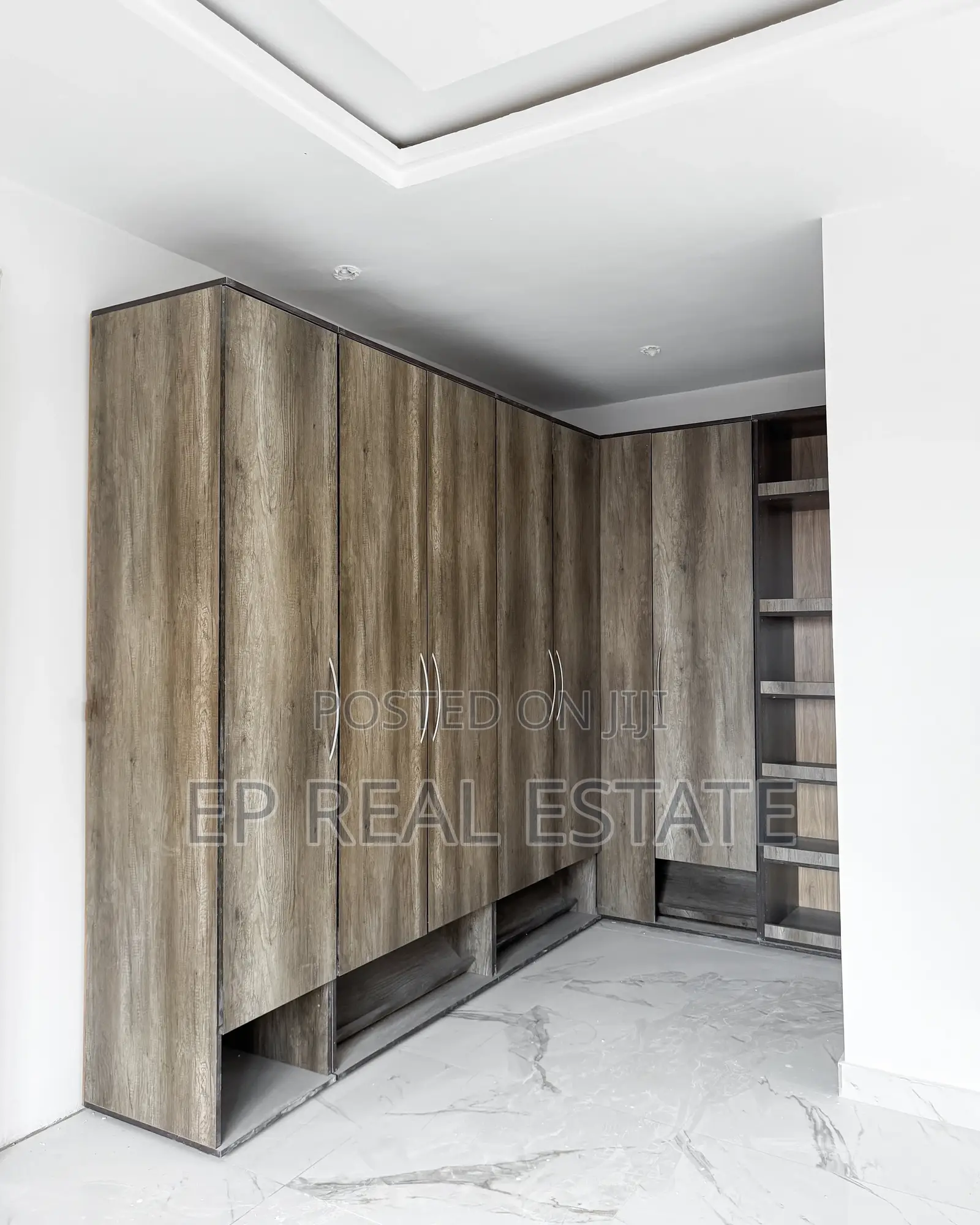 5bdrm Duplex in Wuye for sale in Wuye