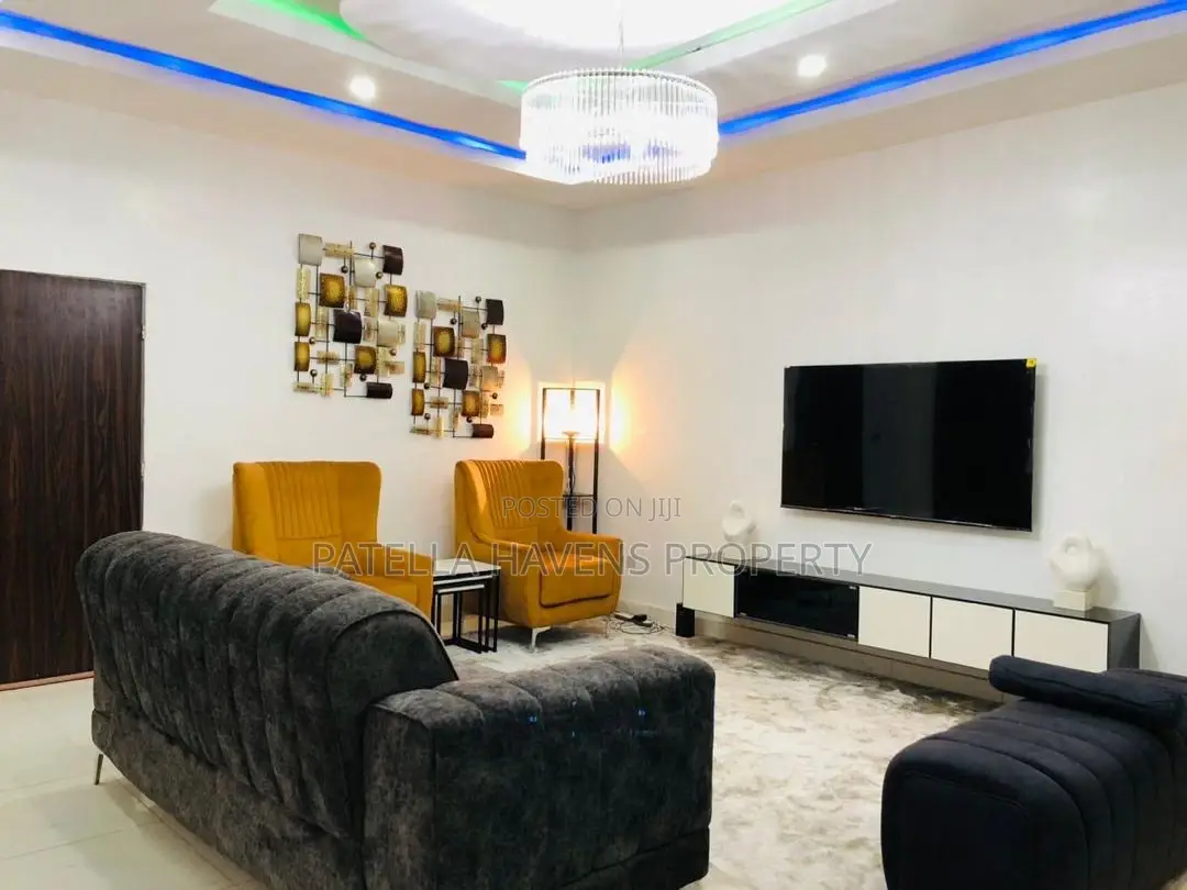 A Two Bedroom Well Furnished And Equipped With Luxury in Jabi