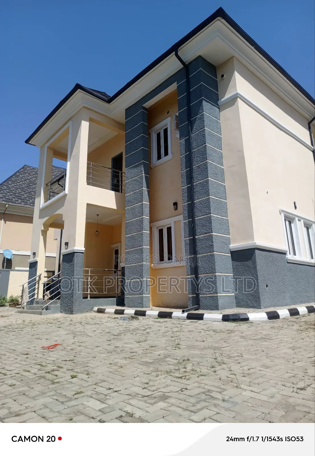 5bdrm Duplex in Efab Metropolis,, Gwarinpa for sale in Gwarinpa
