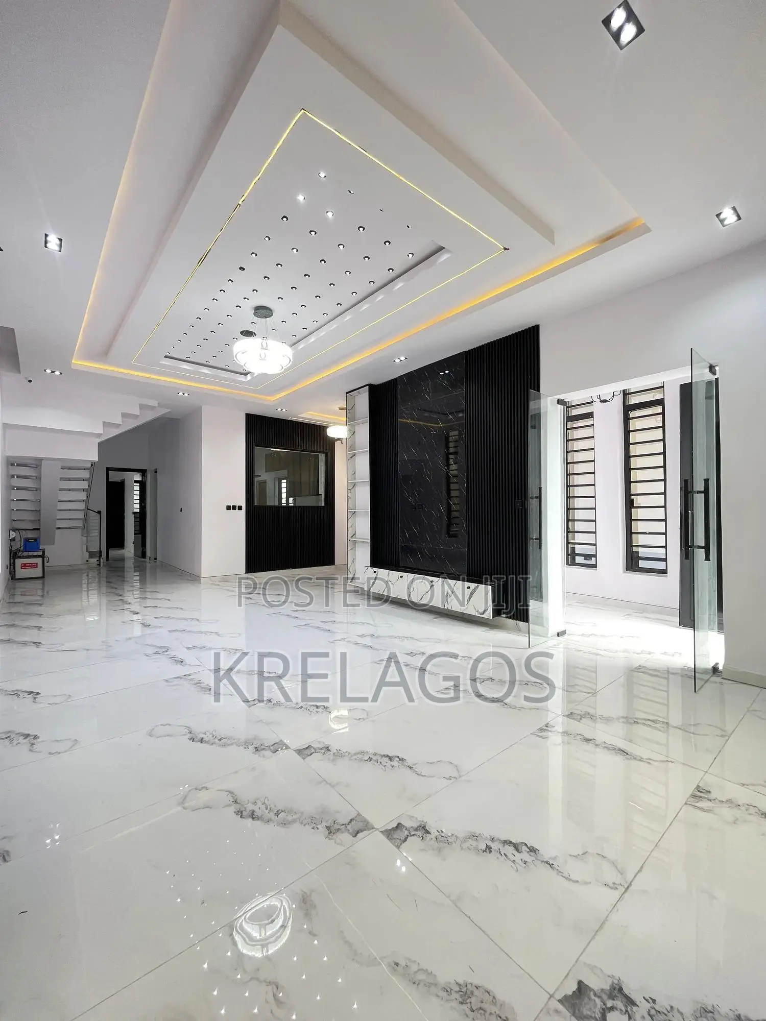 5bdrm Duplex in Megamound, Lekki for sale in Lekki