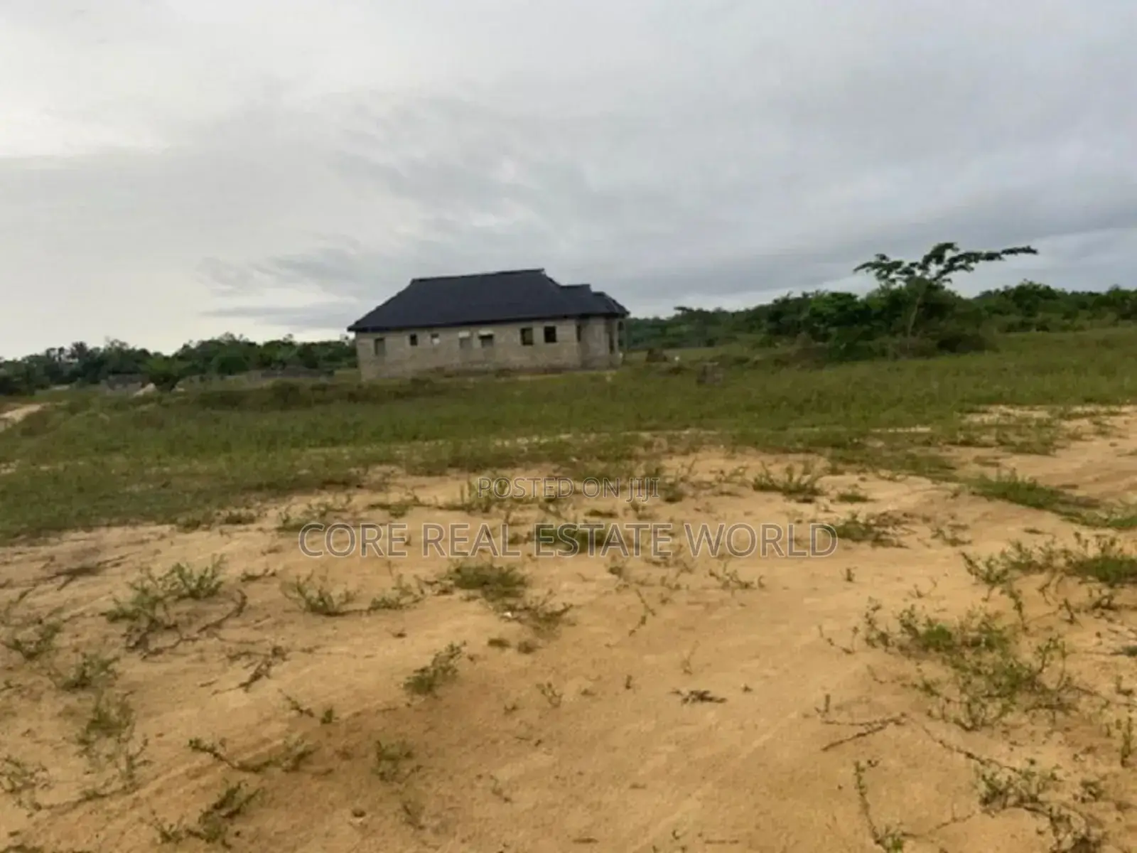 Igbogbo, Bayeku Rd Ikorodu in Igbogbo