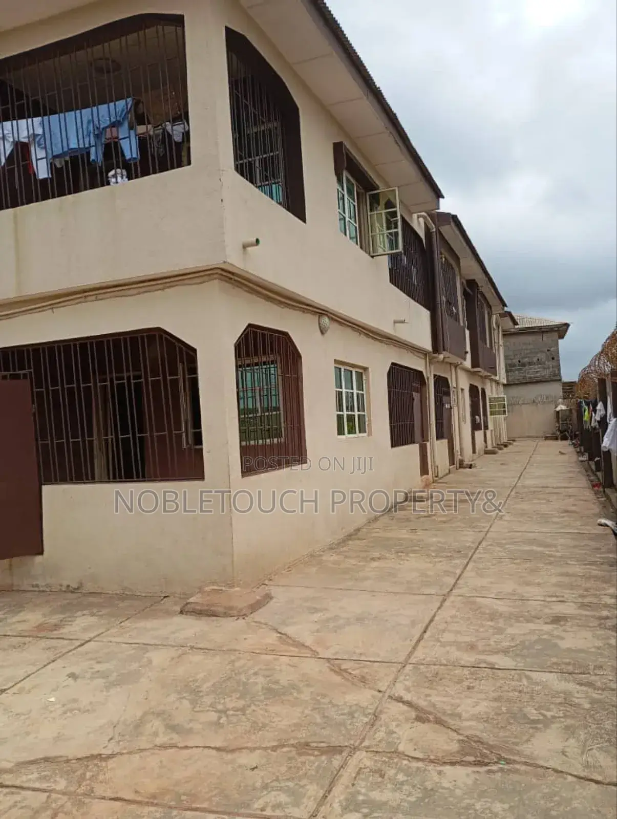 2bdrm Block of Flats in Iyana Iyesi Ogun, Ifo for sale in Ifo