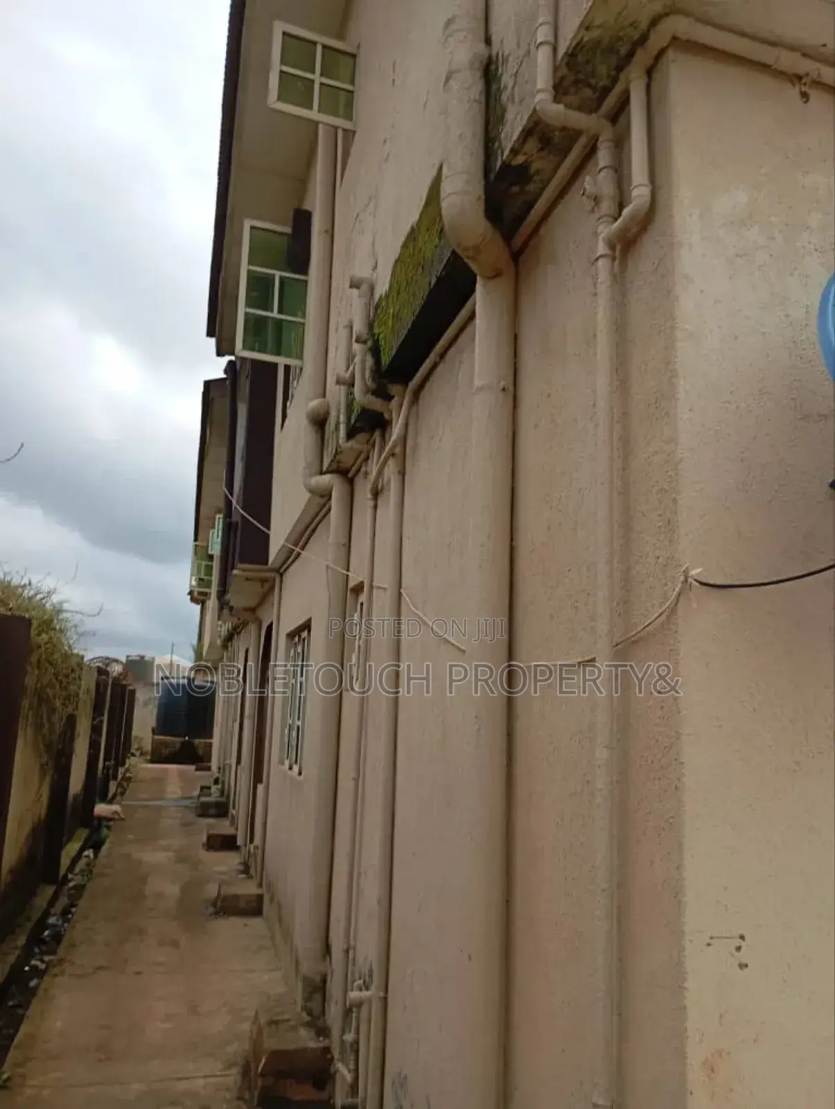 2bdrm Block of Flats in Iyana Iyesi Ogun, Ifo for sale in Ifo