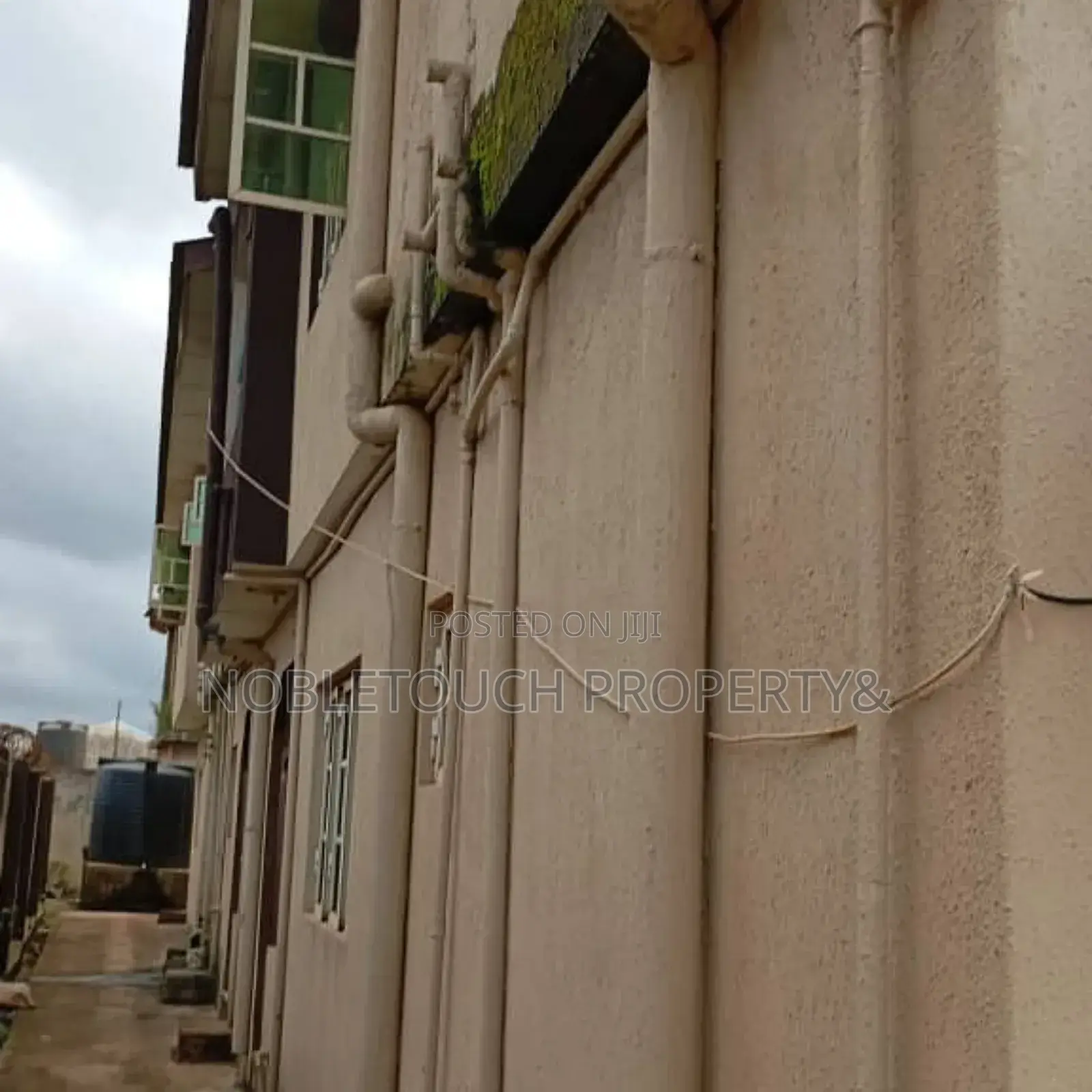 2bdrm Block of Flats in Iyana Iyesi Ogun, Ifo for sale in Ifo