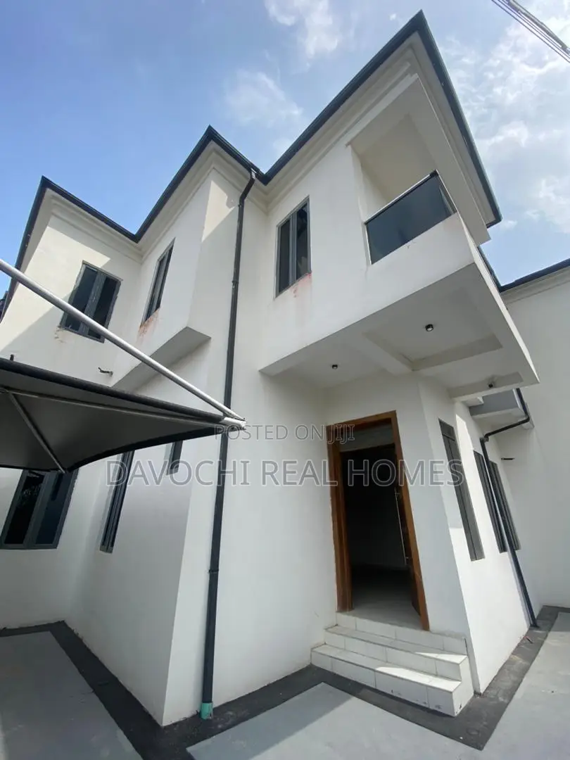 Furnished 4bdrm House in Lekki Expressway for rent in Lekki Expressway