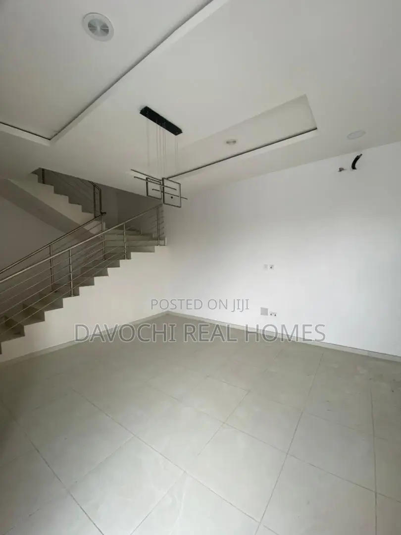 Furnished 4bdrm House in Lekki Expressway for rent in Lekki Expressway