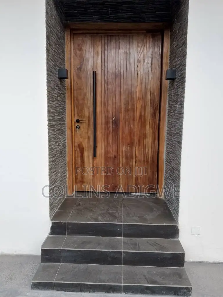 5bdrm Duplex in Agungi/Osapa for sale in Osapa london