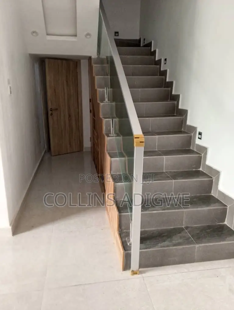 5bdrm Duplex in Osapa/Agungi for sale in Osapa london