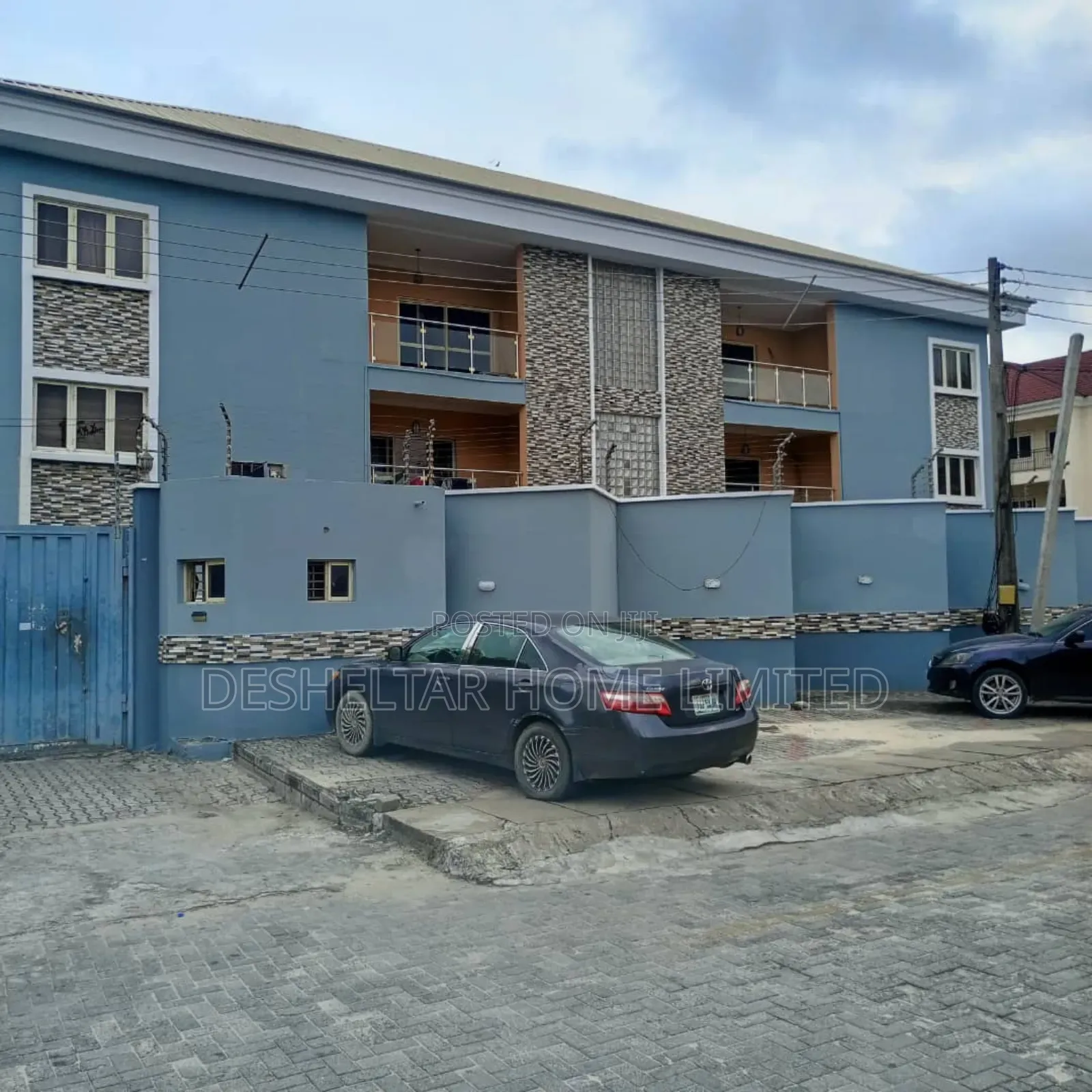 3bdrm Block of Flats in Adewale Kolawole, Lekki Phase 1 for sale in Lekki Phase 1