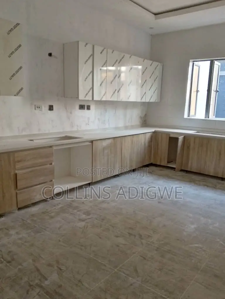 4bdrm Duplex in Ikate Lekki for sale in Ikate