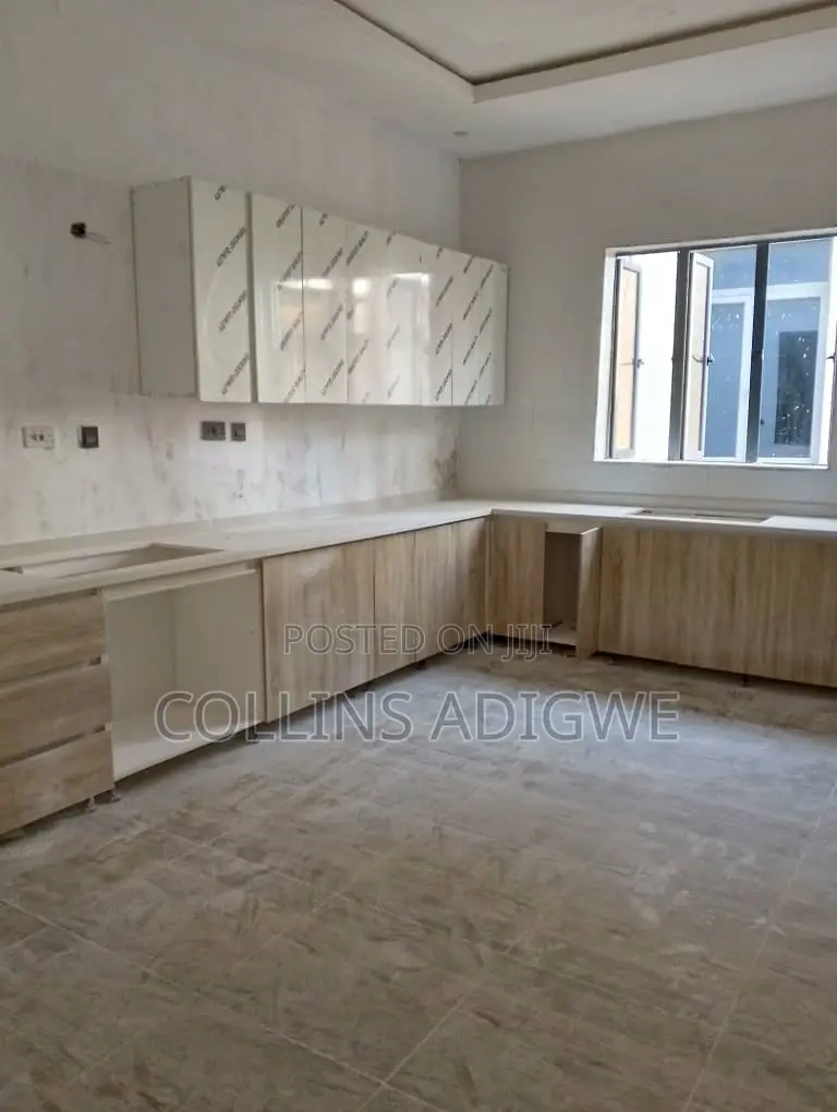 4bdrm Duplex in Ikate Lekki for sale in Ikate