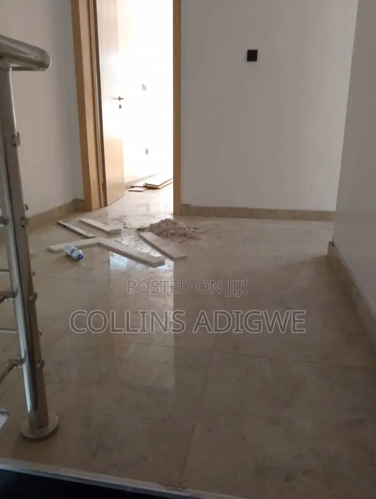 4bdrm Duplex in Ikate Lekki for sale in Ikate