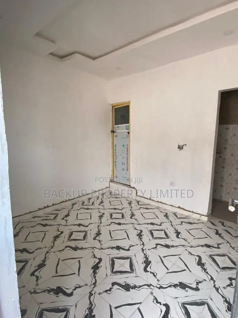 Studio Apartment in Bajuliaye, Shomolu / Shomolu for sale in Shomolu / Shomolu