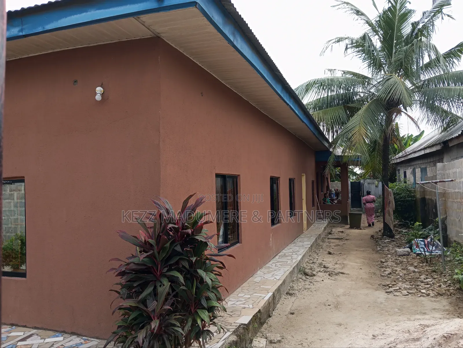 For Sale : Church Hall With 1 Bedr Flat at Eliparanwo in Port-Harcourt