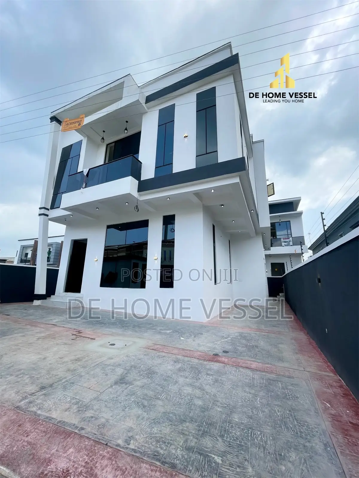 5bdrm Duplex in Ajah for sale in Ajah
