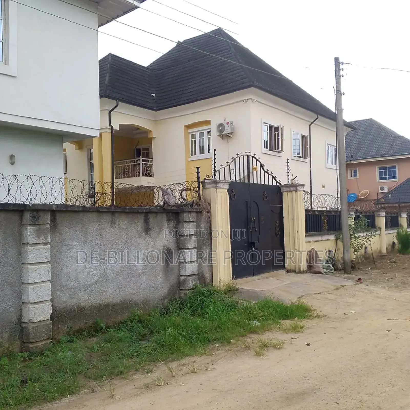 5bdrm Duplex in Imo Housing Estate, Owerri for sale in Owerri