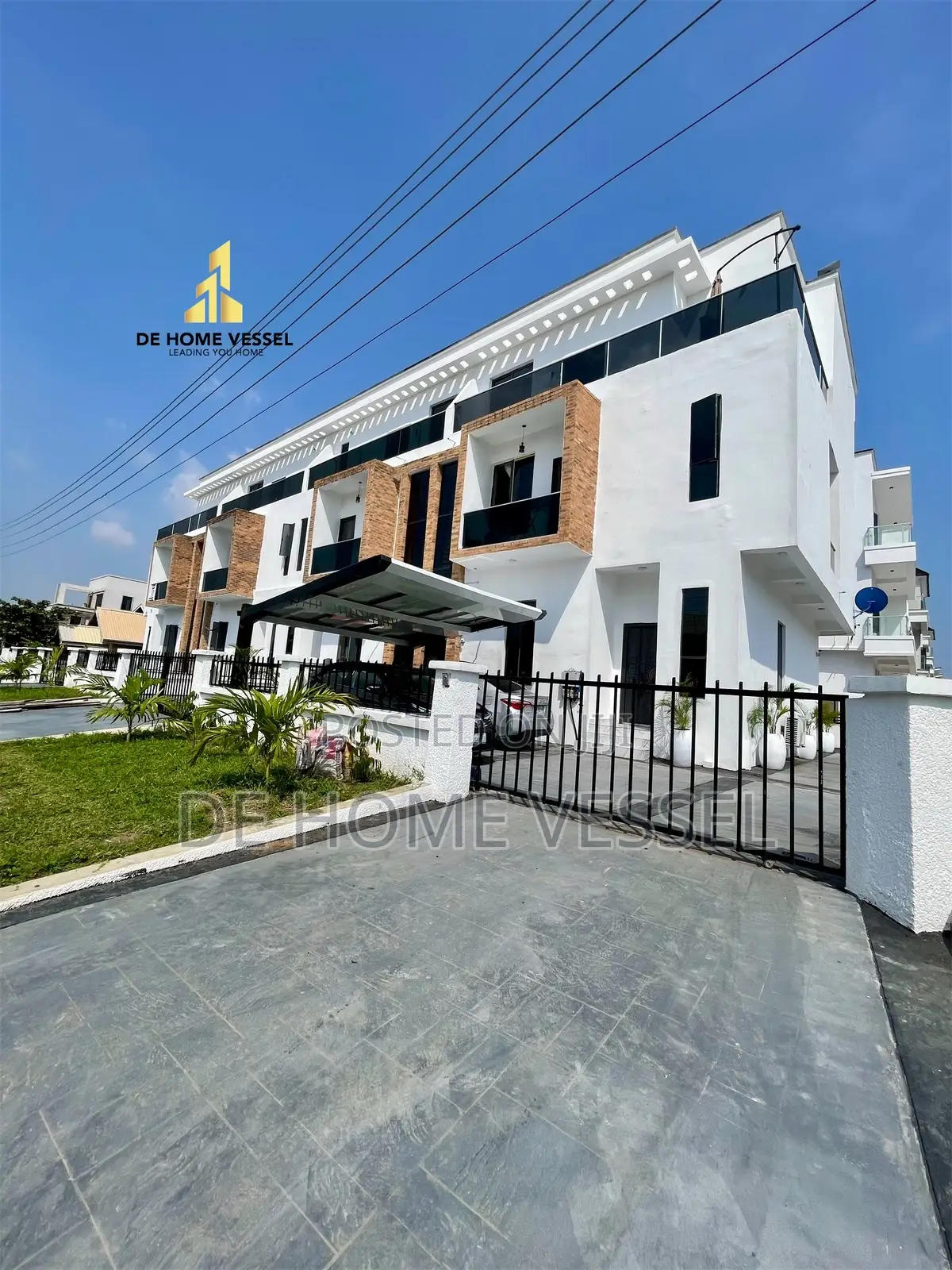 4 Bed Terrace Duplex With Private Compound And Bq in Lekki