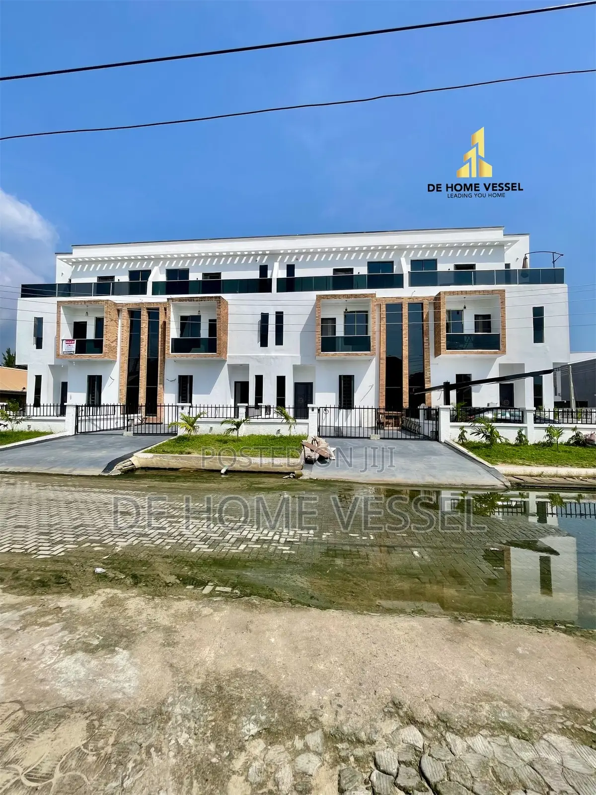 4 Bed Terrace Duplex With Private Compound And Bq in Lekki