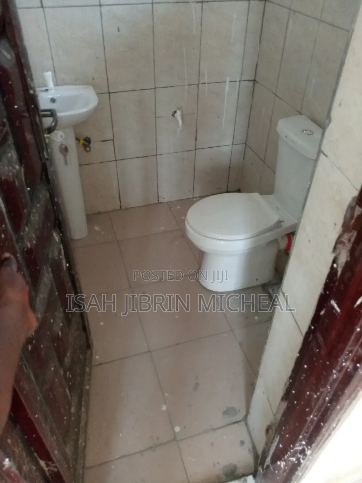 Standard Newly Built Warehouse for Rent by Deidei Expressway in Kubwa