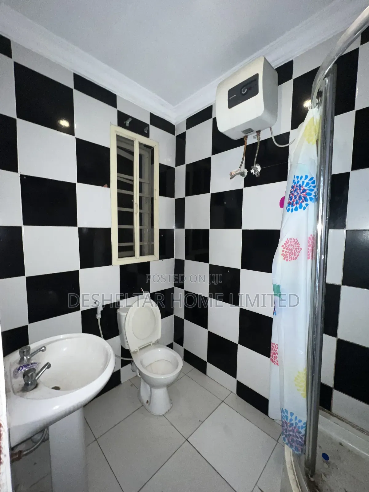 3bdrm Shared Apartment in Tpdc Building, Chevron for rent in Chevron