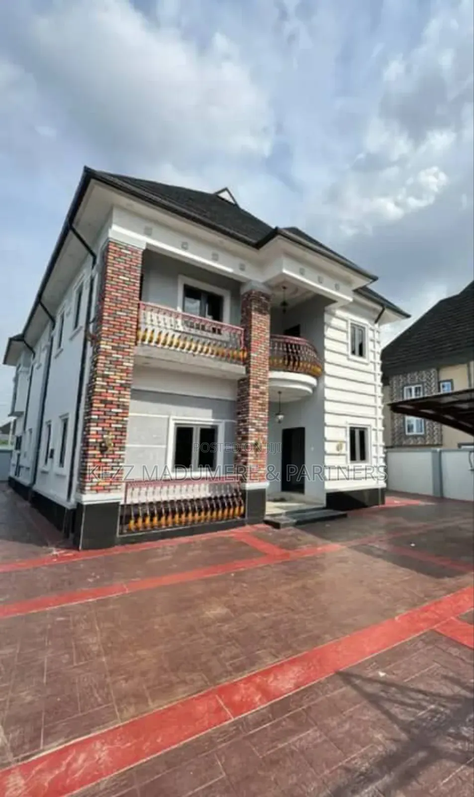 4bdrm Duplex in Secured Estate ,, Port-Harcourt for sale in Port-Harcourt