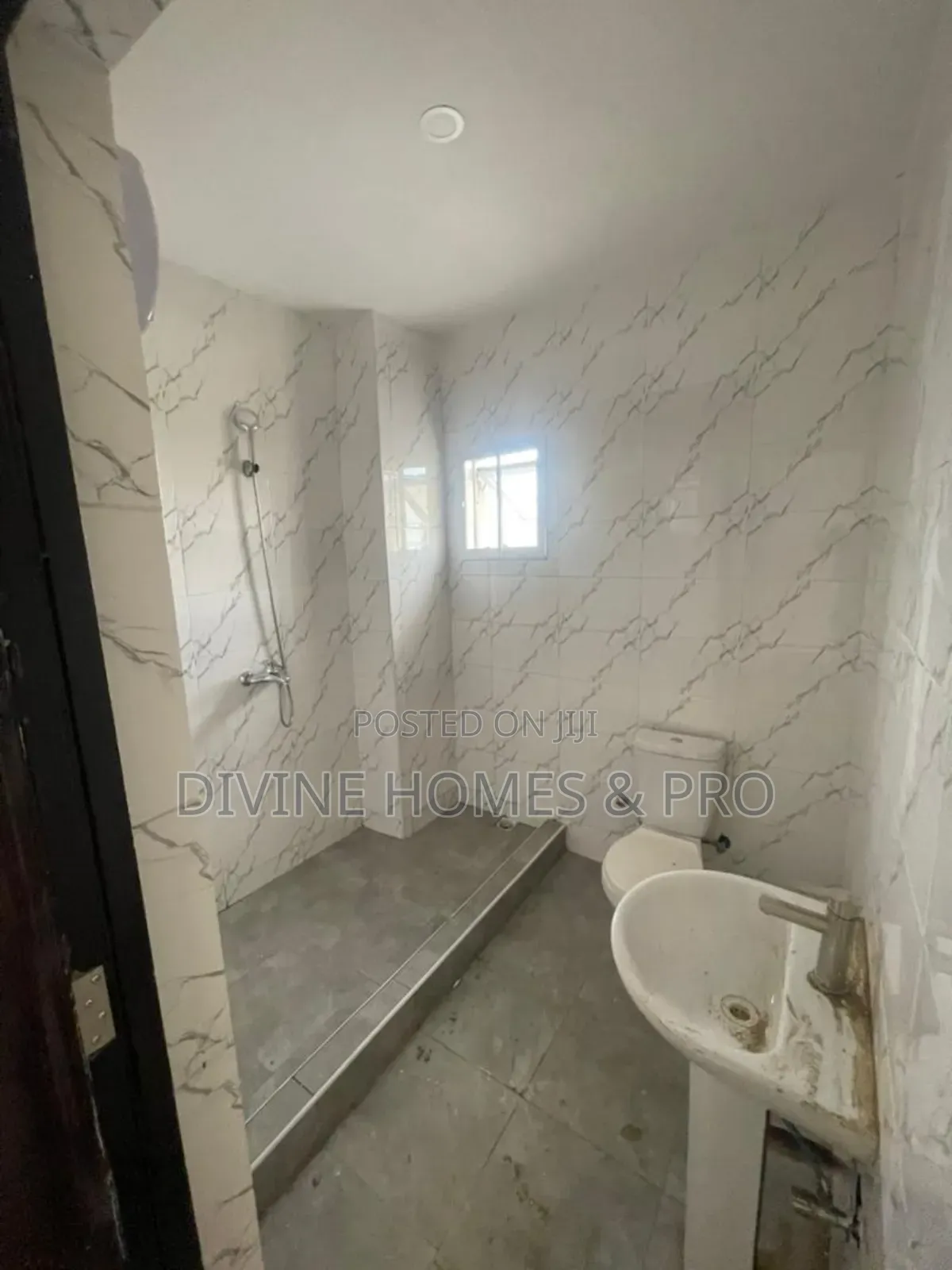 4bdrm Duplex in Life Camp for rent in Life Camp