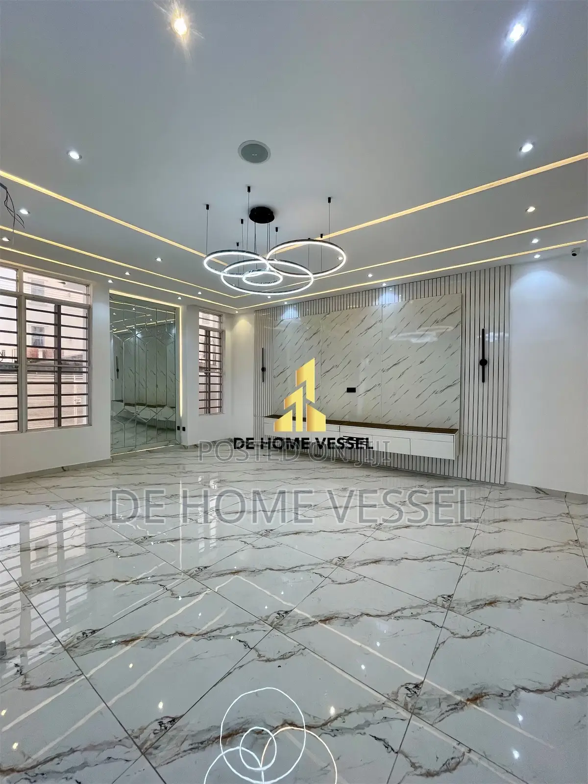 5bdrm Duplex in Ologolo for sale in Ologolo