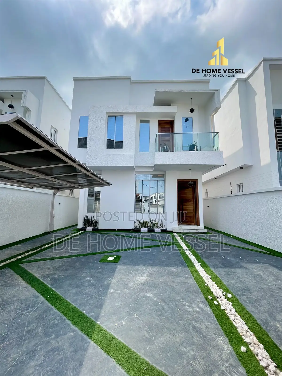 5bdrm Duplex in Ologolo for sale in Ologolo