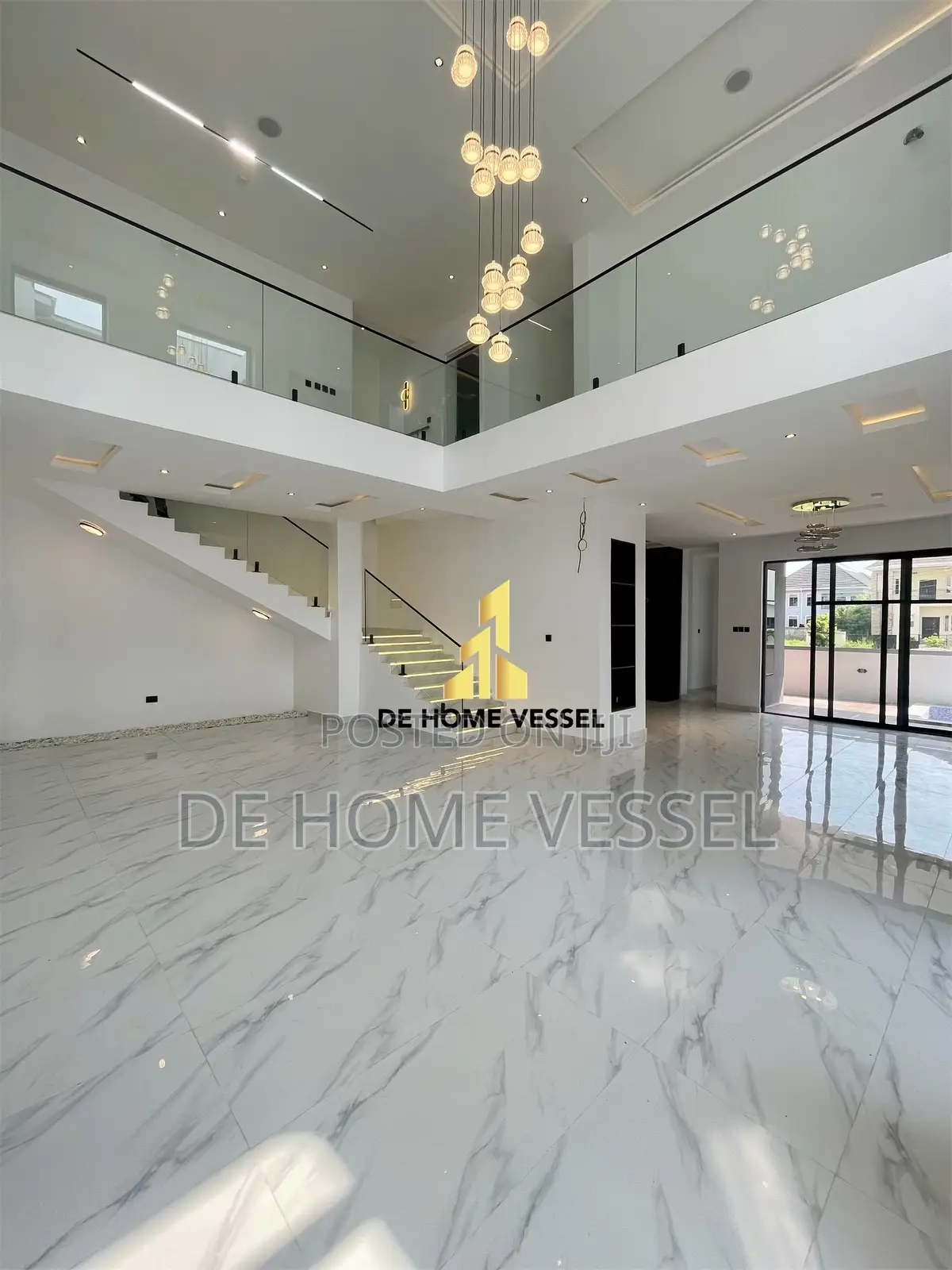 5bdrm Duplex in Lekki for sale in Lekki