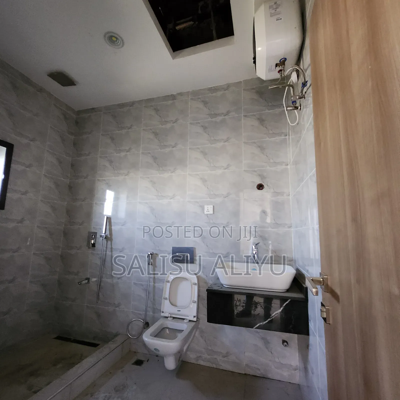 4bdrm Duplex in Jahi Gilmore for sale in Jahi