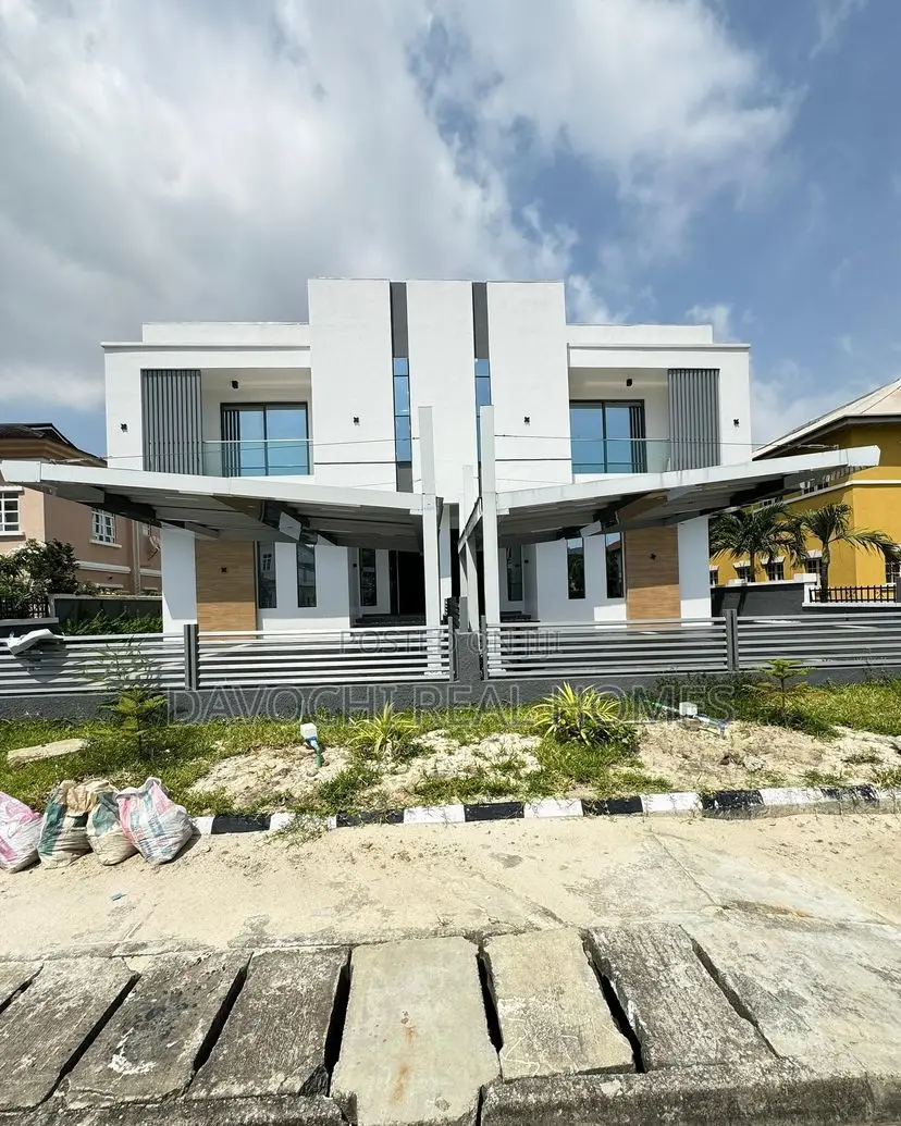 Furnished 5bdrm House in Chevron for rent in Chevron