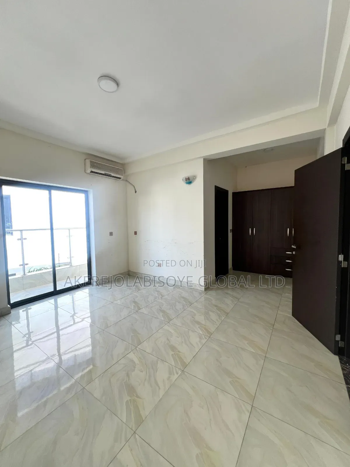 4bdrm Duplex in Jahi Gilmore for rent in Jahi