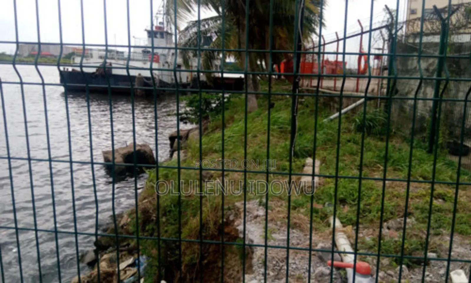 For Sale 2jetty Point 2warehouse,Cranes at Beachestate 5accr in Alimosho
