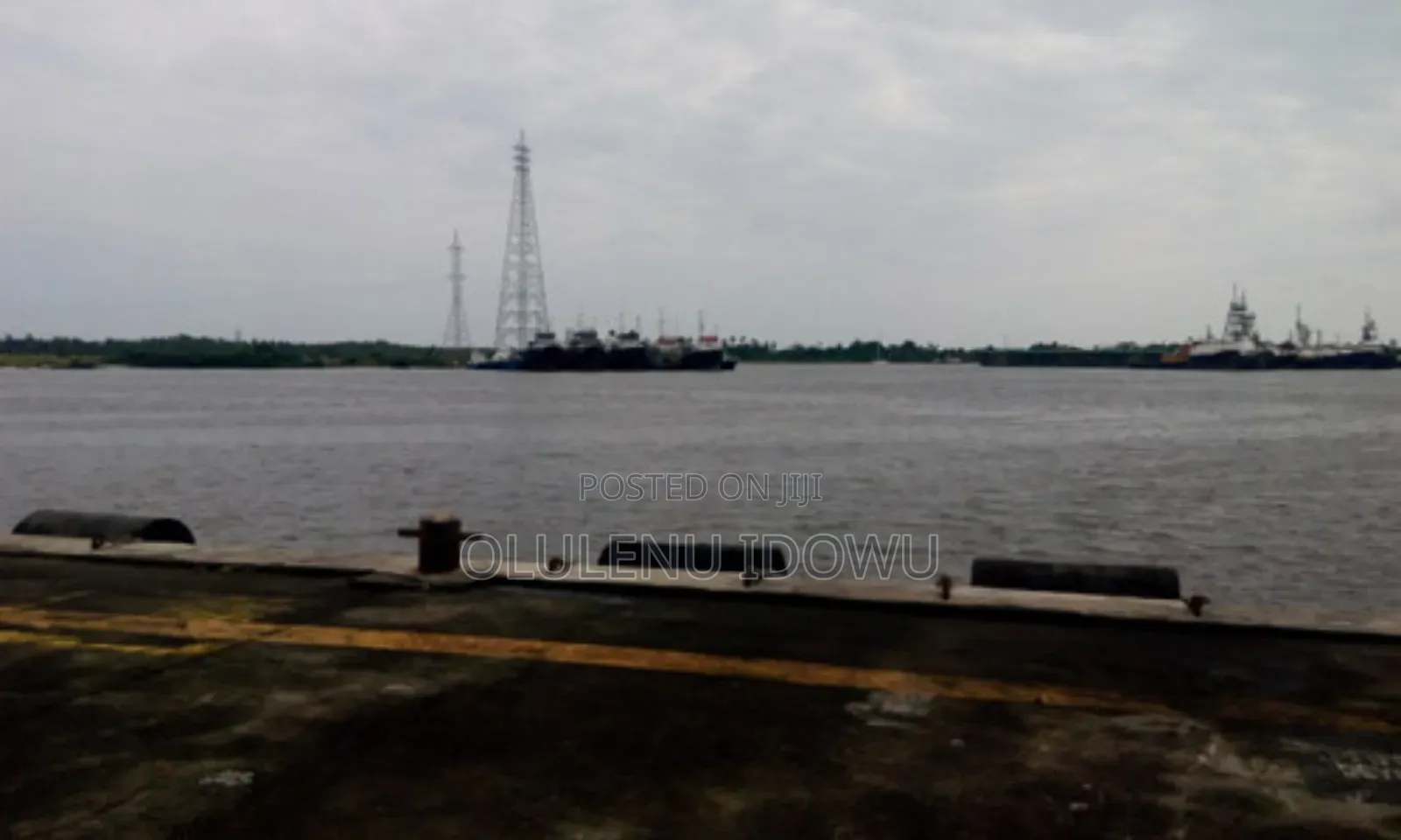 For Sale 2jetty Point 2warehouse,Cranes at Beachestate 5accr in Alimosho