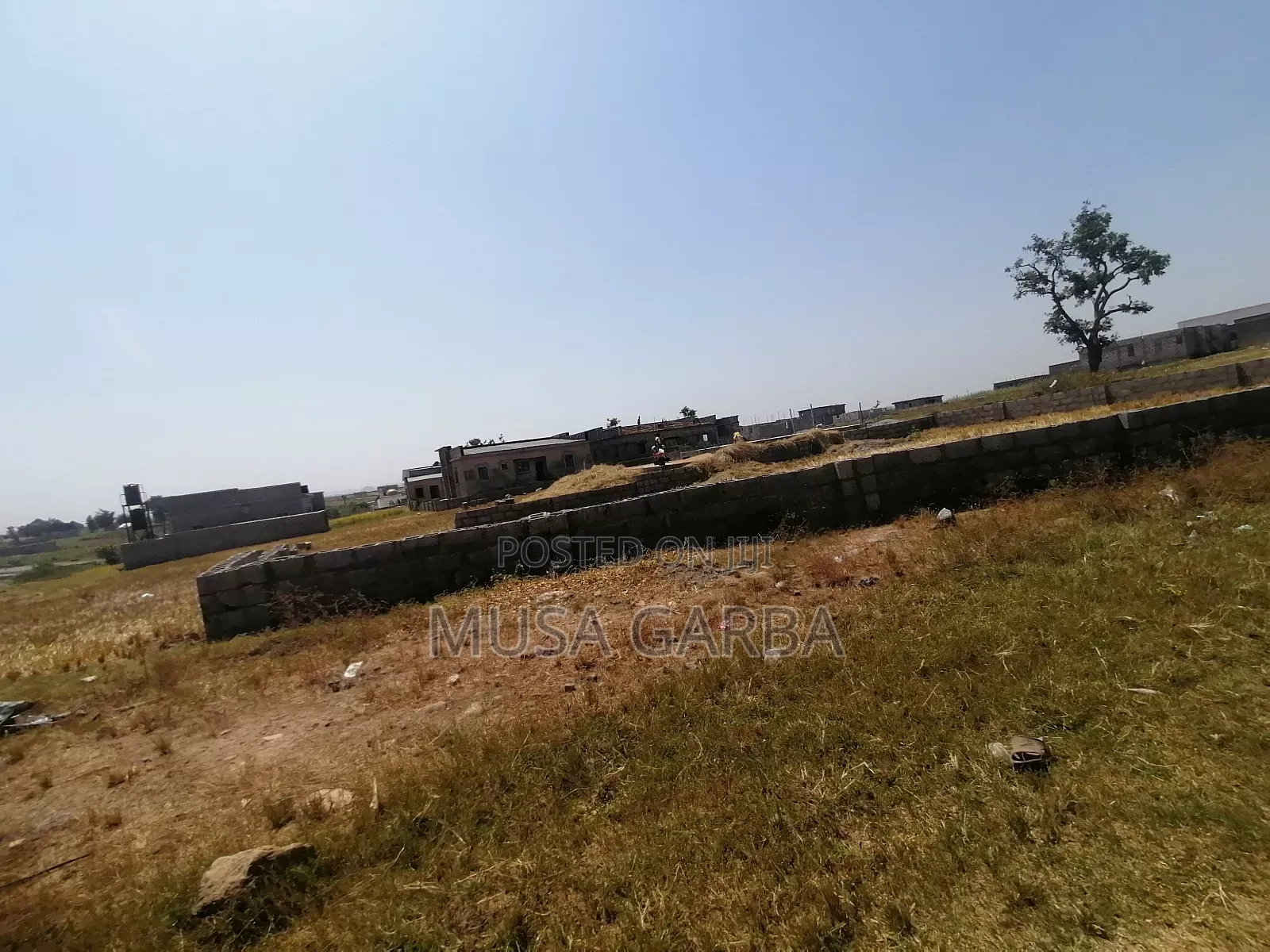 400sqm for Sale Below 10 Million in Lugbe District