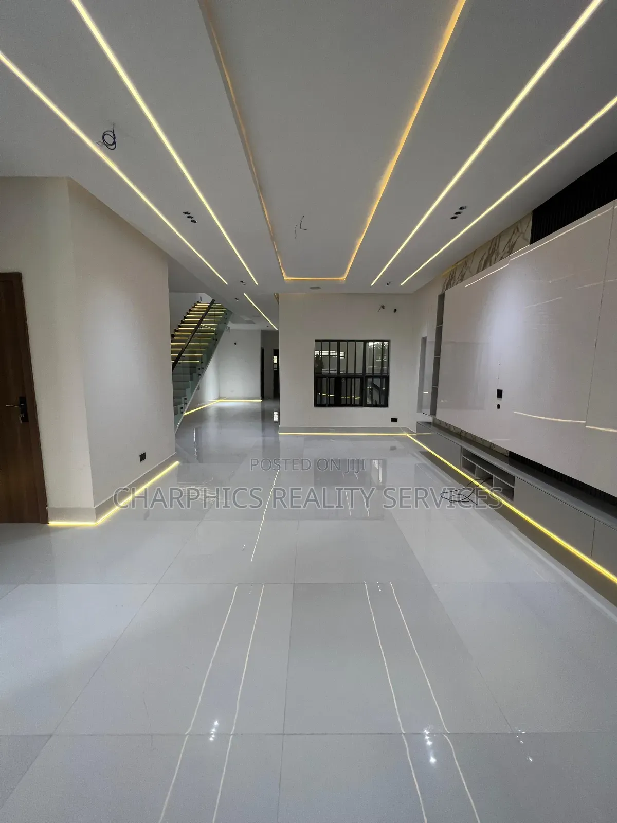 5bdrm Duplex in Ajah for sale in Ajah