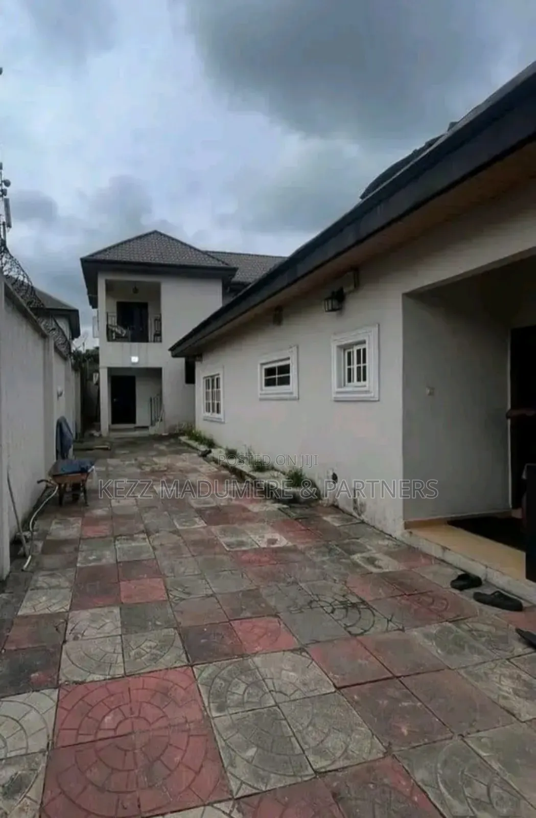 3bdrm Bungalow in Dr Peter Odili , for sale in Trans Amadi