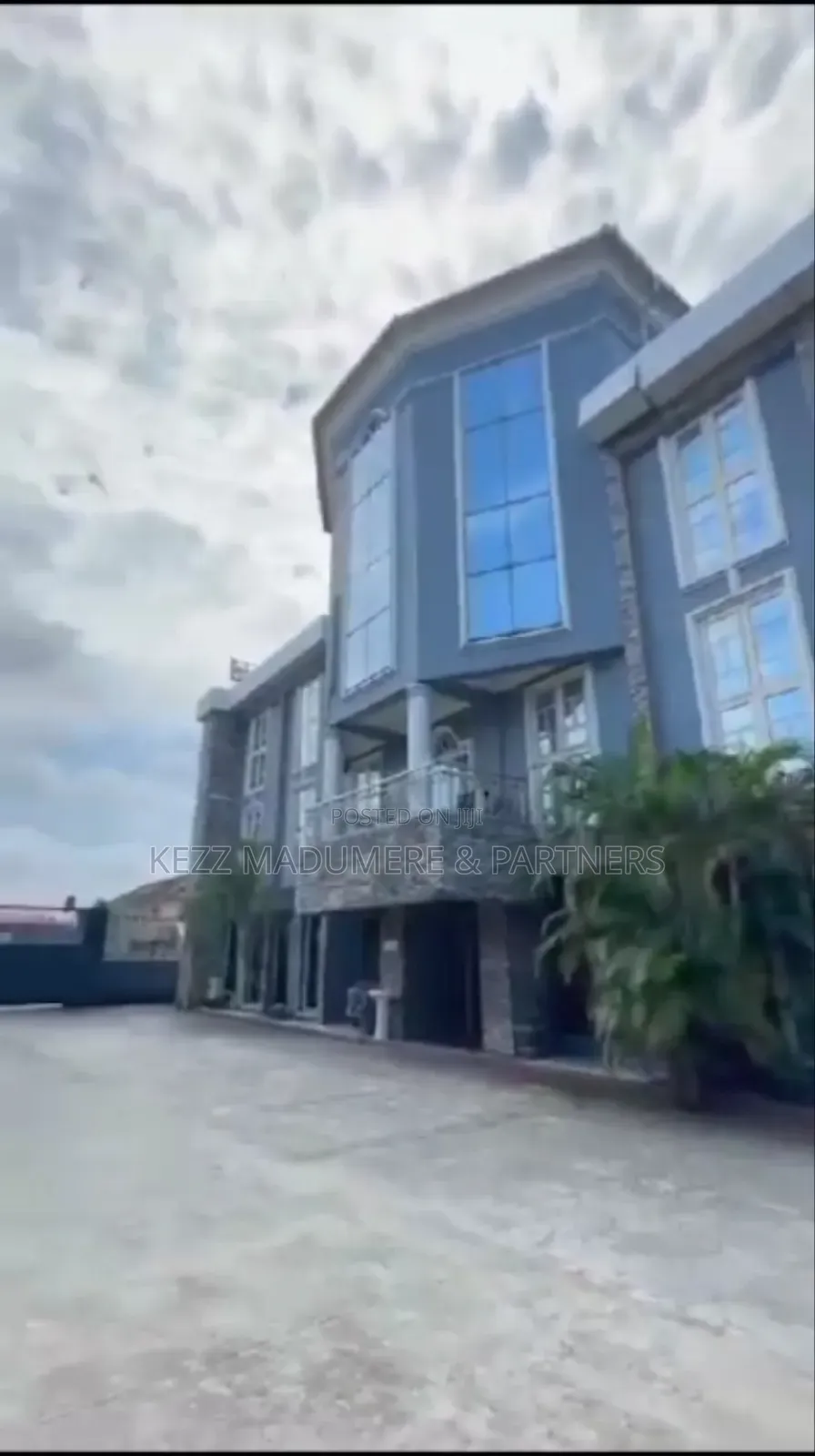 For Sale: 31 Rooms Hotel , Gra ,Ph in Port-Harcourt