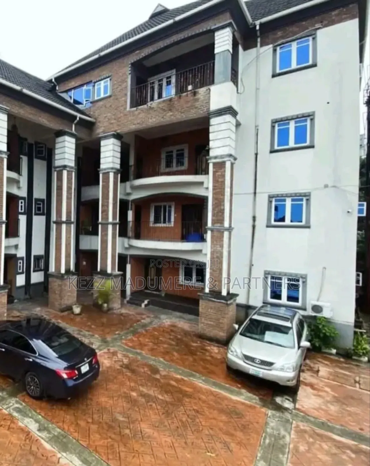 13bdrm Block of Flats in Shell Cooperative, Port-Harcourt for sale in Port-Harcourt