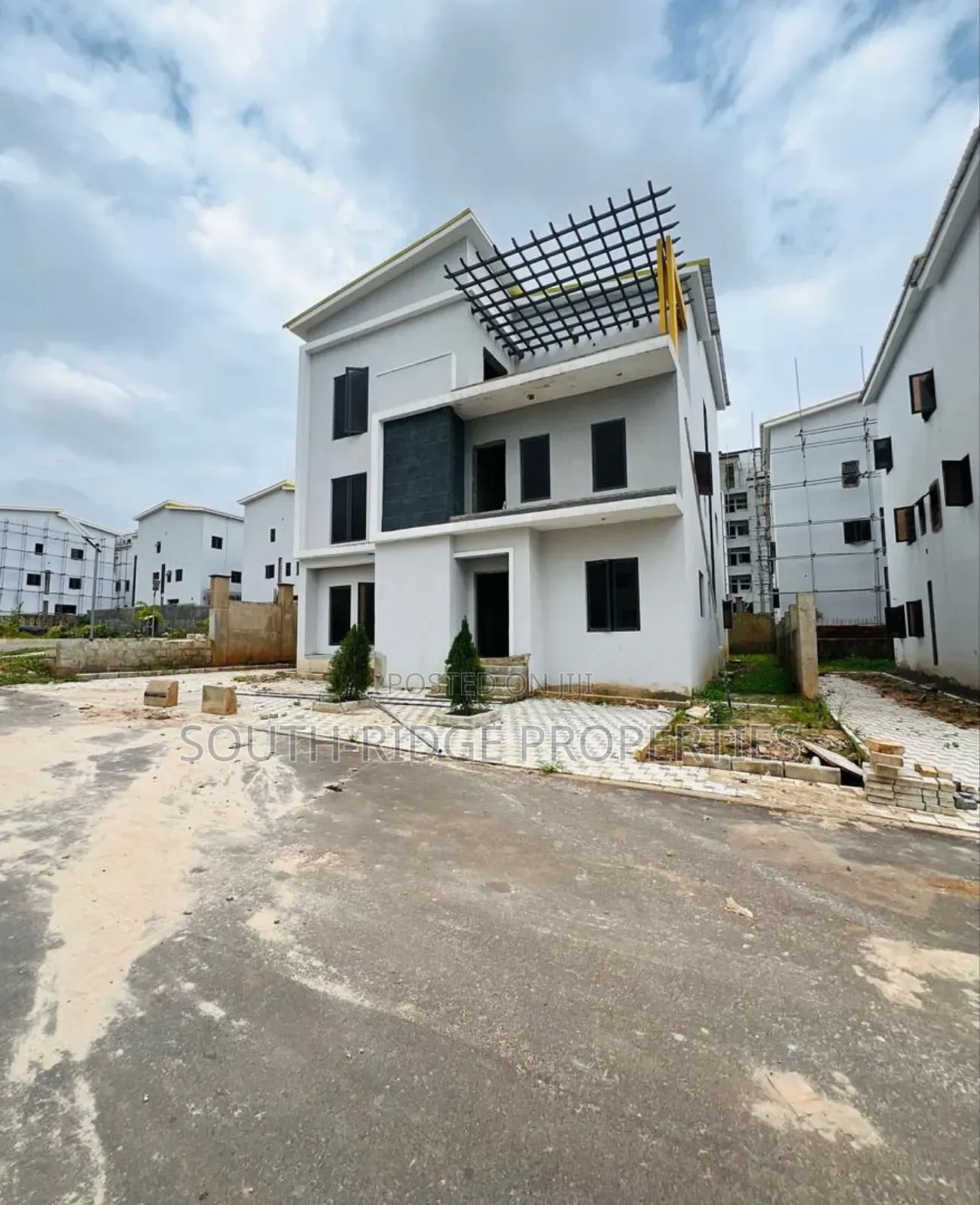 5bdrm Duplex In Cosgrove Estate, Katampe For Sale in Katampe