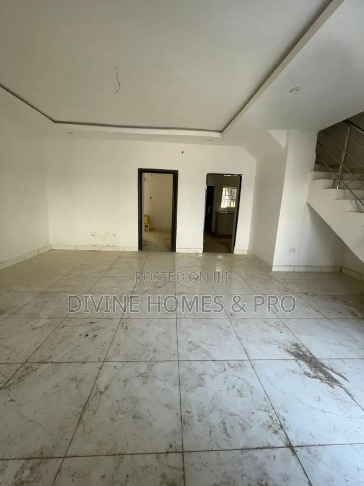4bdrm Duplex in Life Camp for sale in Life Camp
