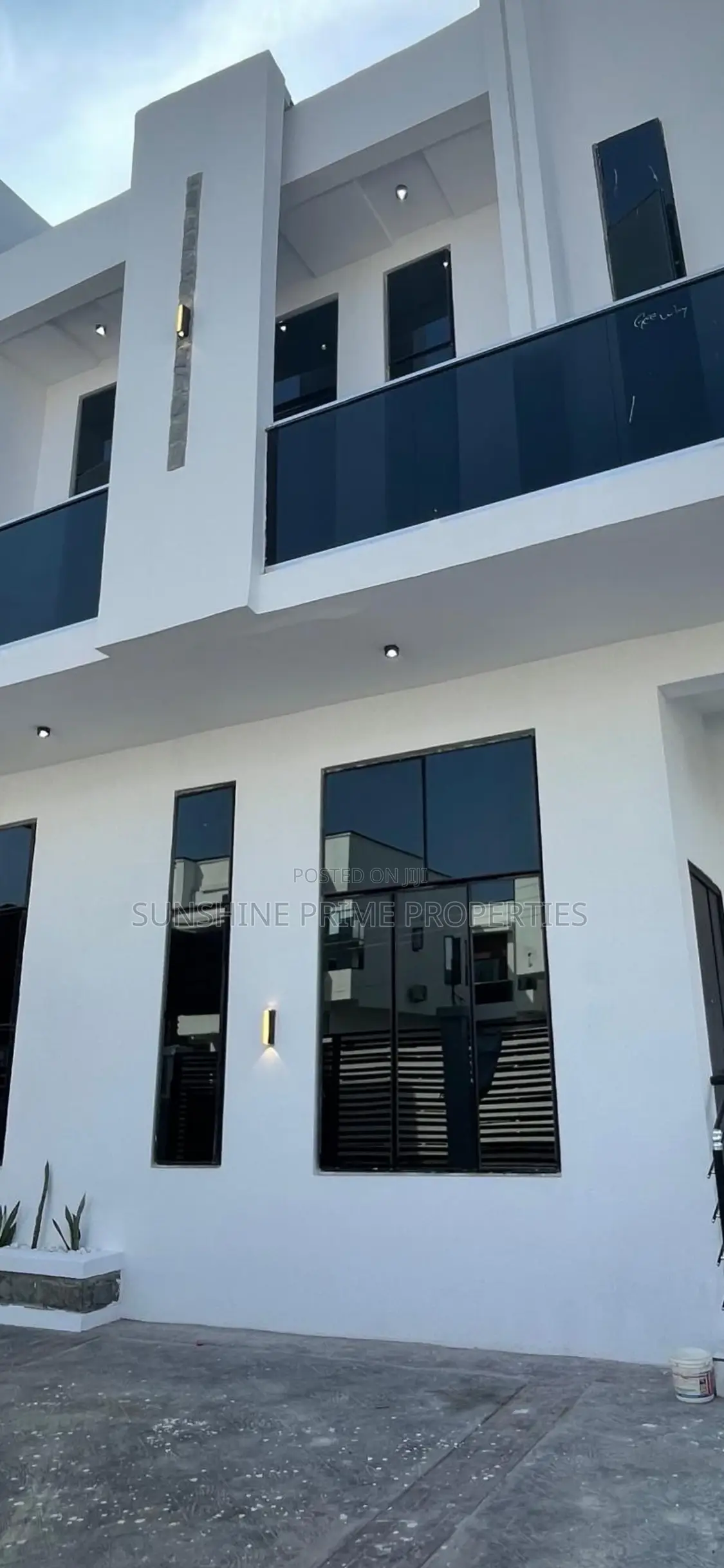 5bdrm Duplex in Orchid Lekki Lagos for sale in Lekki