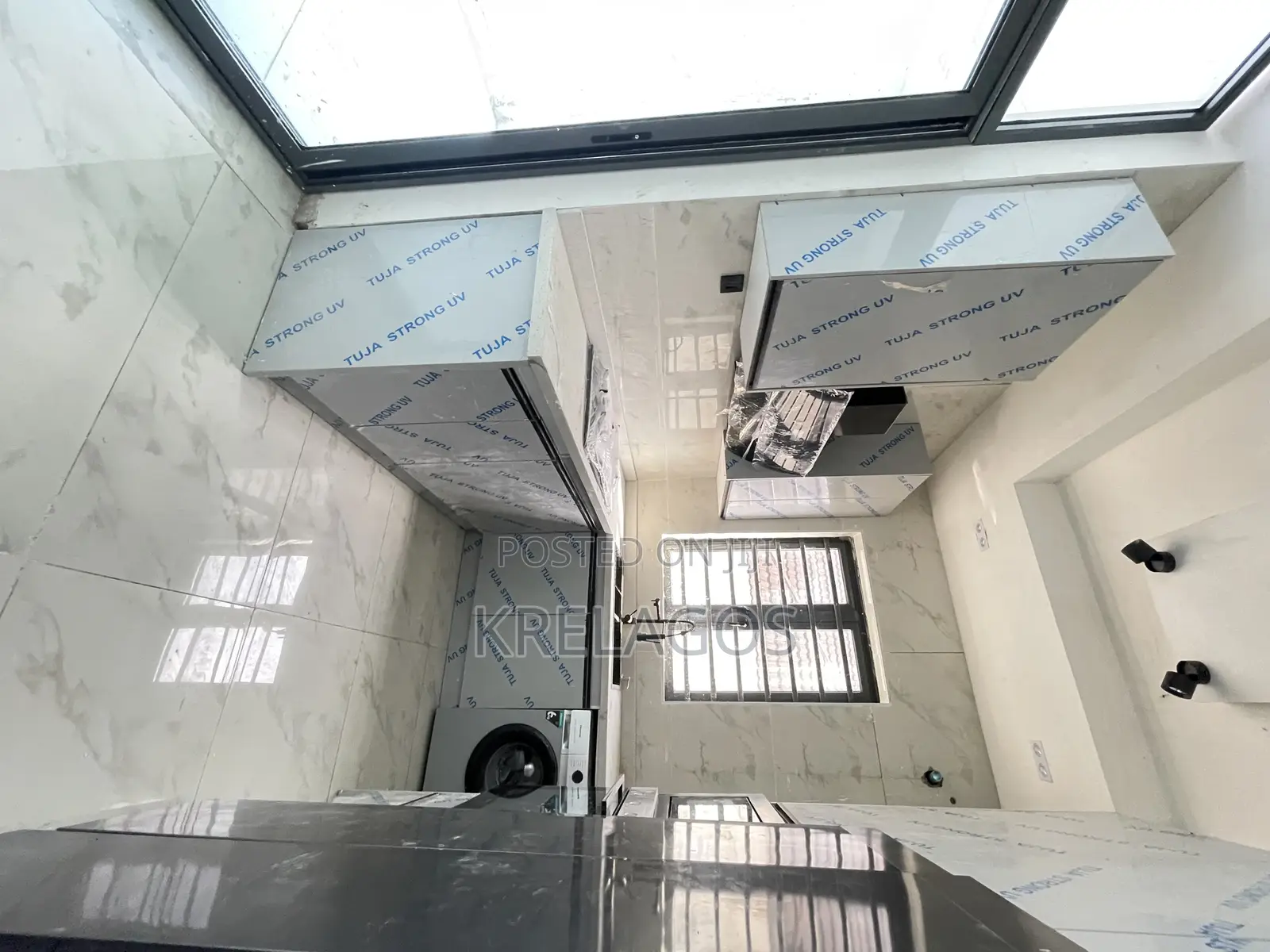 4bdrm Townhouse/Terrace in Lekki Phase 1 for sale in Lekki