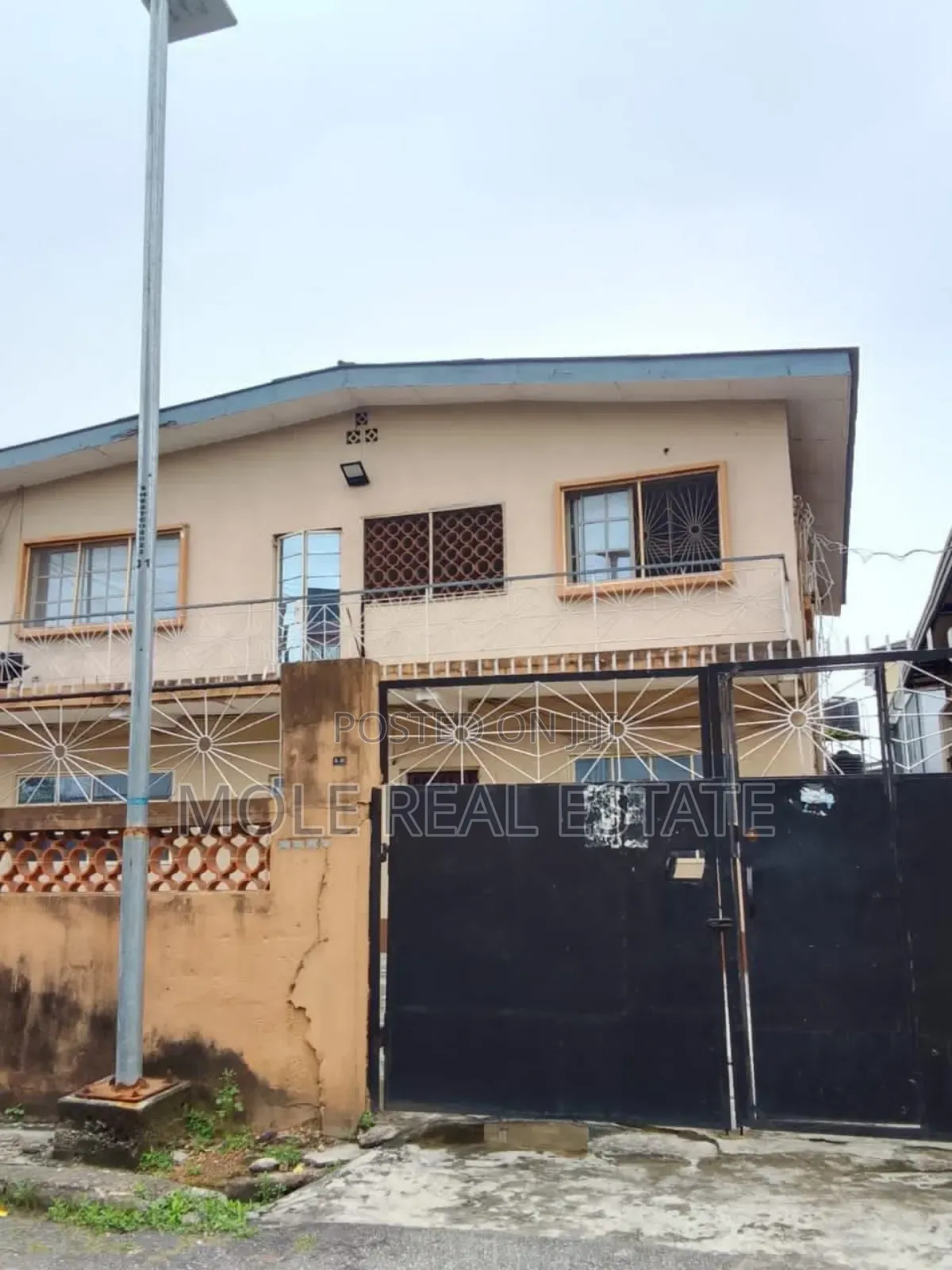 25 Acres Defunct Guiness Headquater Ikeja in Ikeja