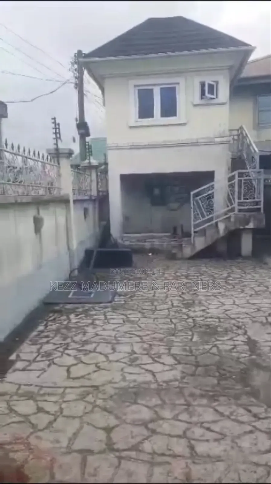 5bdrm Duplex in Woji , Port Harcourt for sale in Woji