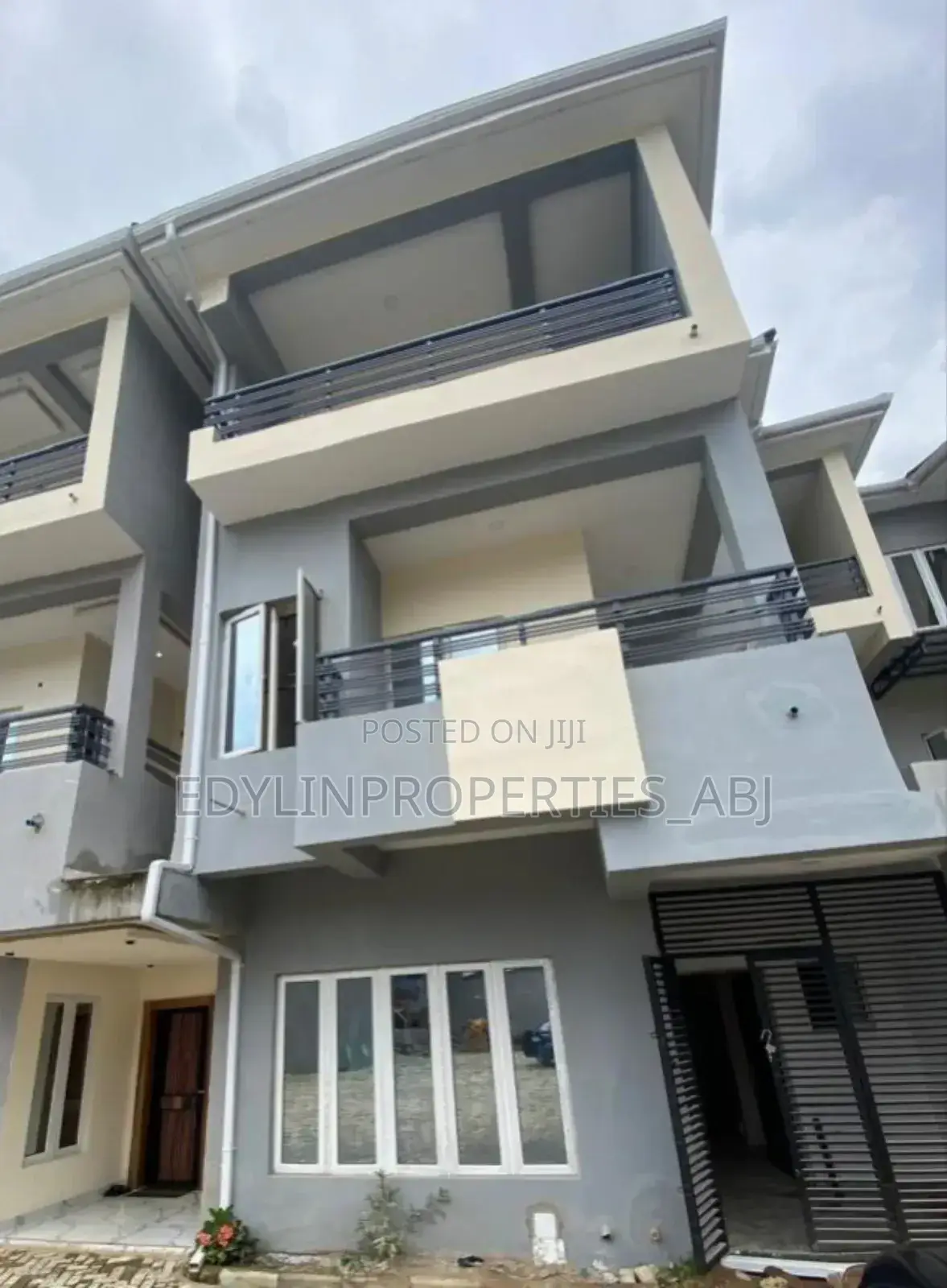 4bdrm Duplex in Guzape District for sale in Guzape District